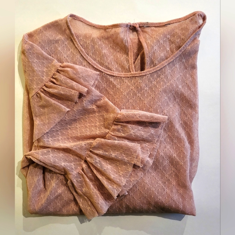 Pink Top with Ruffles - Picture 3 of 6